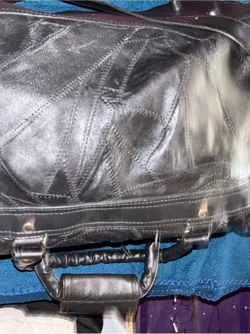 Classic Vintage Black Men's Duffel Bag with Multiple Zip Pockets